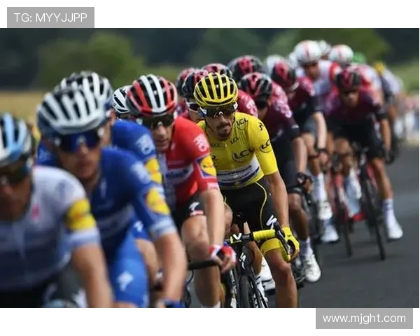 环法自行车赛赛段黄杉（环法自行车赛视频重播）sports